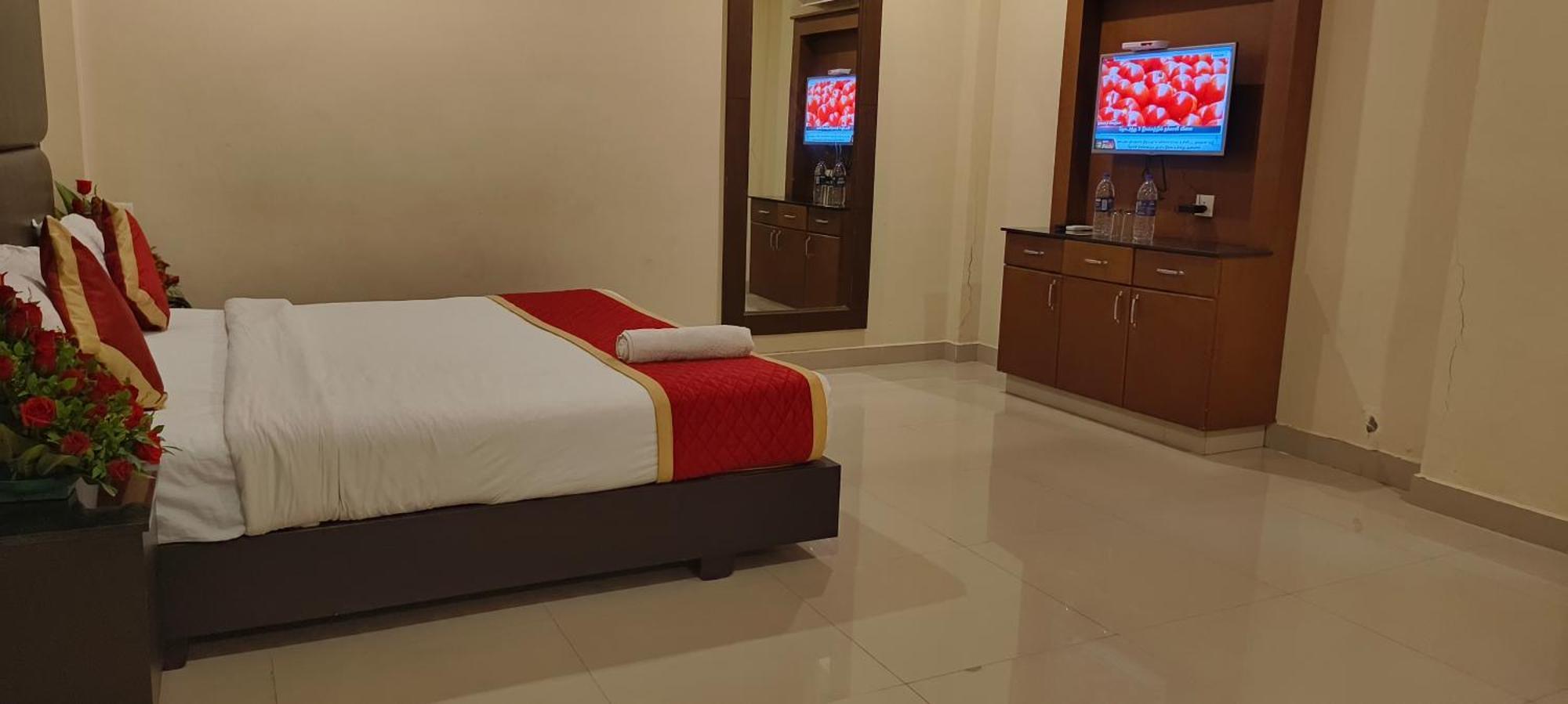 Hotel Pioneer Paradise Nagercoil Exterior photo